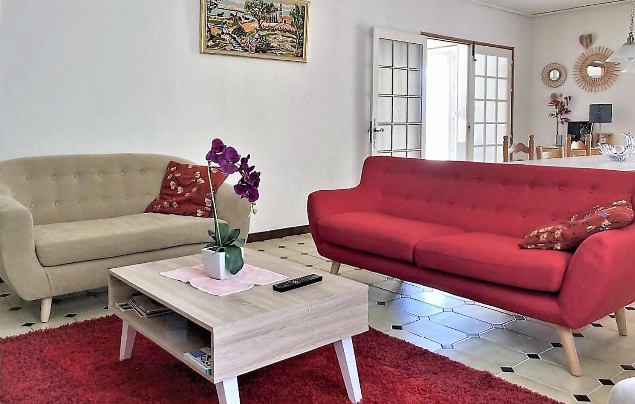 Stunning Home In Saint Trinit With 2 Bedrooms Sault-de-Vaucluse Kültér fotó