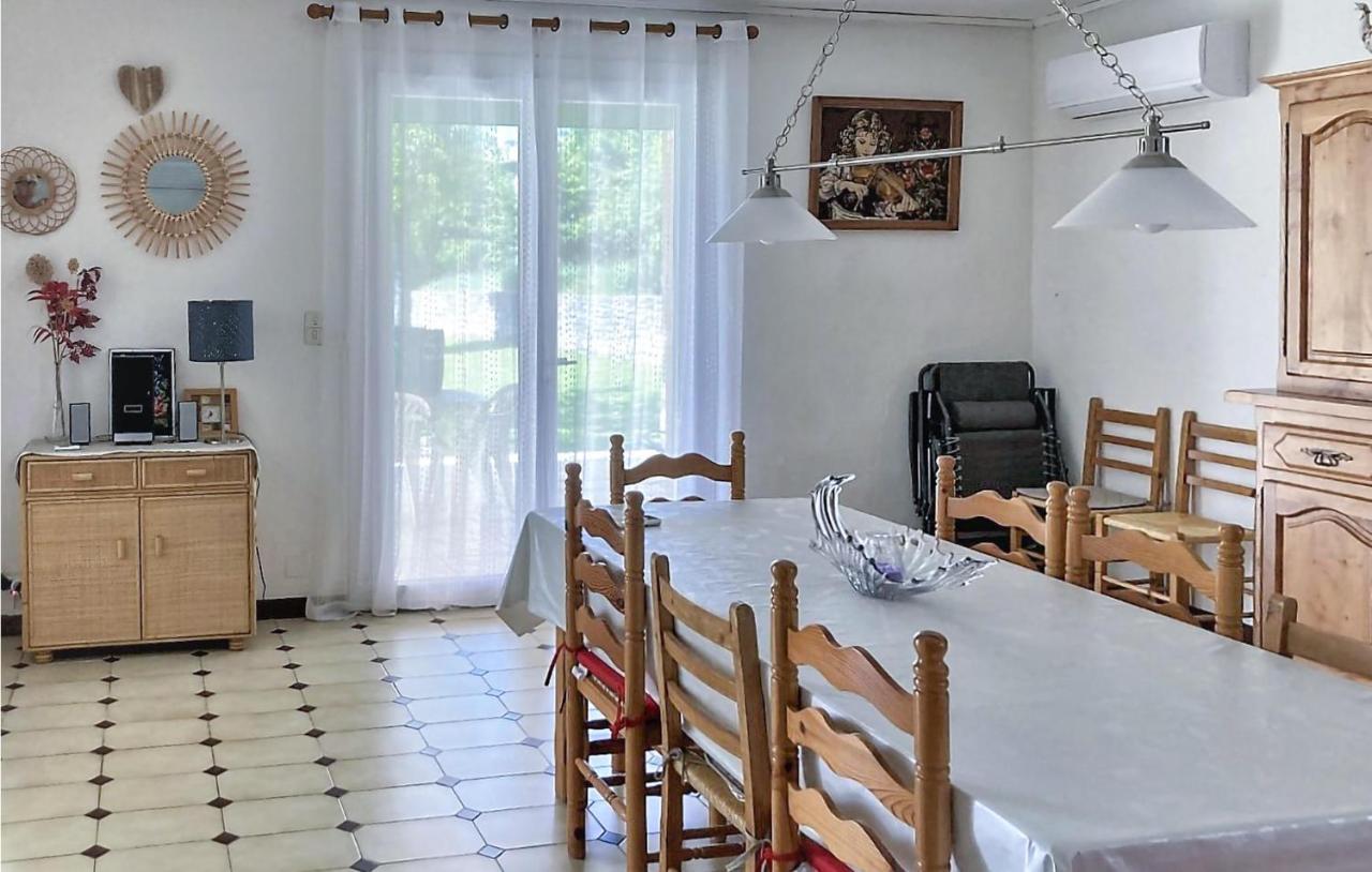 Stunning Home In Saint Trinit With 2 Bedrooms Sault-de-Vaucluse Kültér fotó